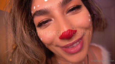 Leedah ASMR - red-nosed kisses and licks