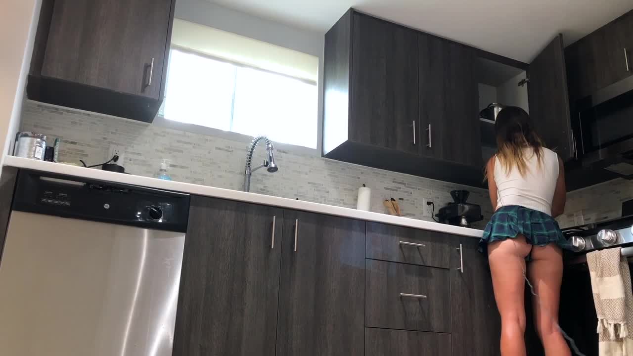 Miss Bell ASMR - Kitchen cleaning - Fullthot