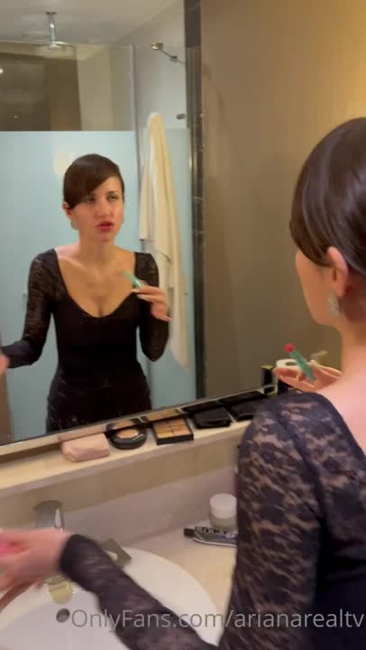 ArianaRealTV ASMR - Hotel Room Fun - Fullthot