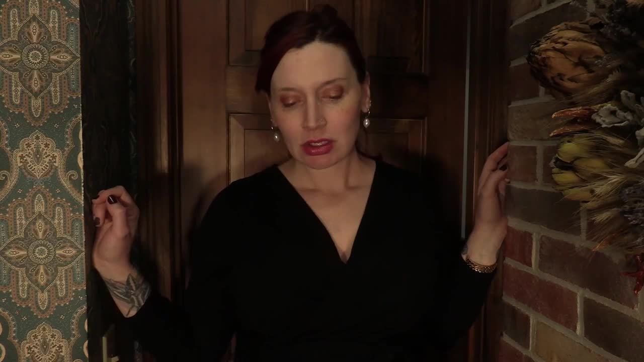 Bettie Bondage - Aunt Bettie Saw Your Porn - Fullthot