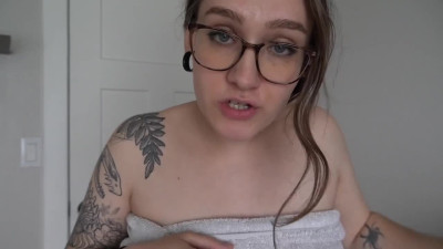Divinebabe - quickie with sis - Fullthot