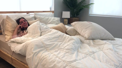 Miss Bell ASMR - Morning Routine - Fullthot