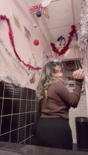 Leedah ASMR - no-bra tease in the party's bathroom - Fullthot