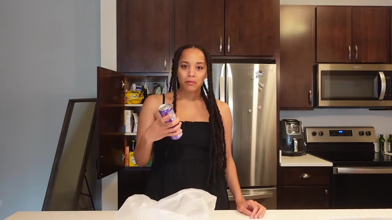 Lani Lust - Must Be The Soda