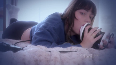 SkepticalPickle ASMR - Comfy Cozy Ear Licking in Bed - Fullthot